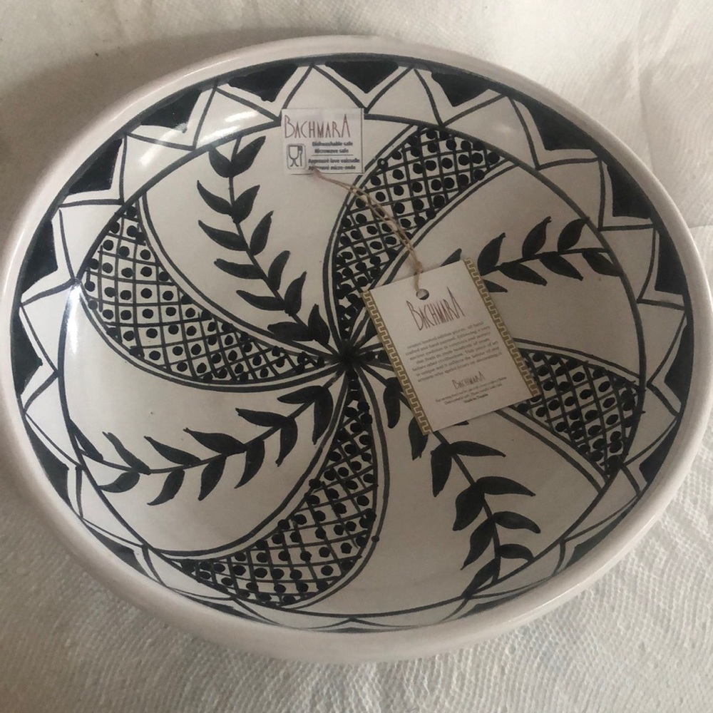 NWT Bachmara black and white serving bowl-